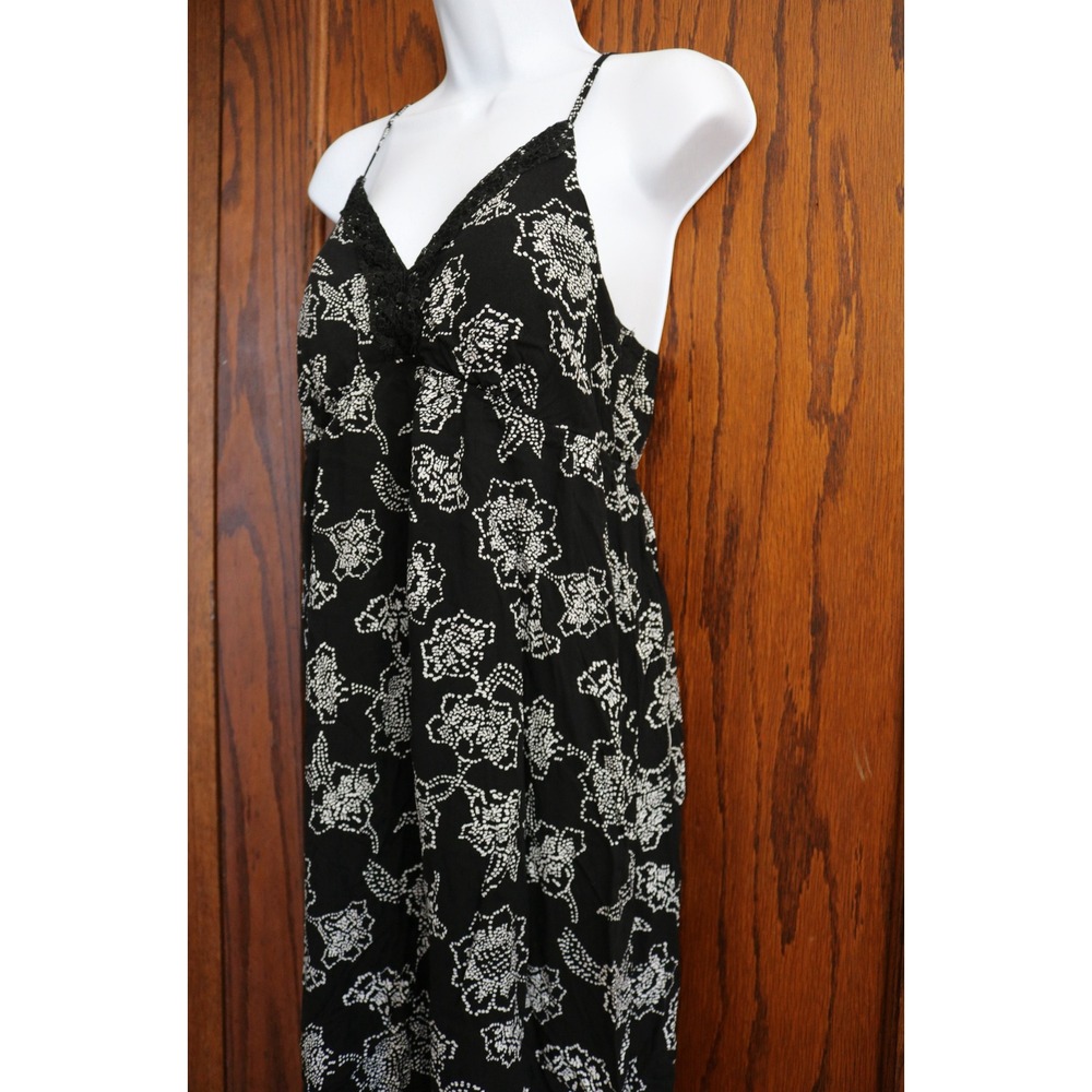 WALLFLOWER Floral Maxi Dress Women Size L Black White Lace Trim Front Slit Boho - Picture 3 of 13